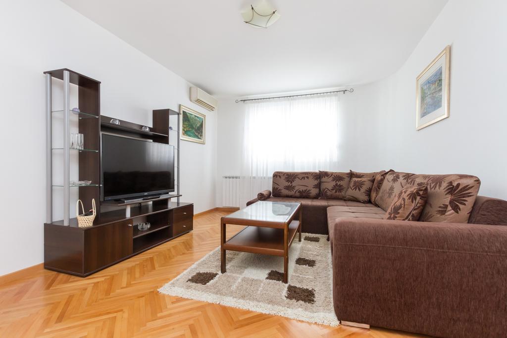 Comfortable Apartment Split Habitación foto